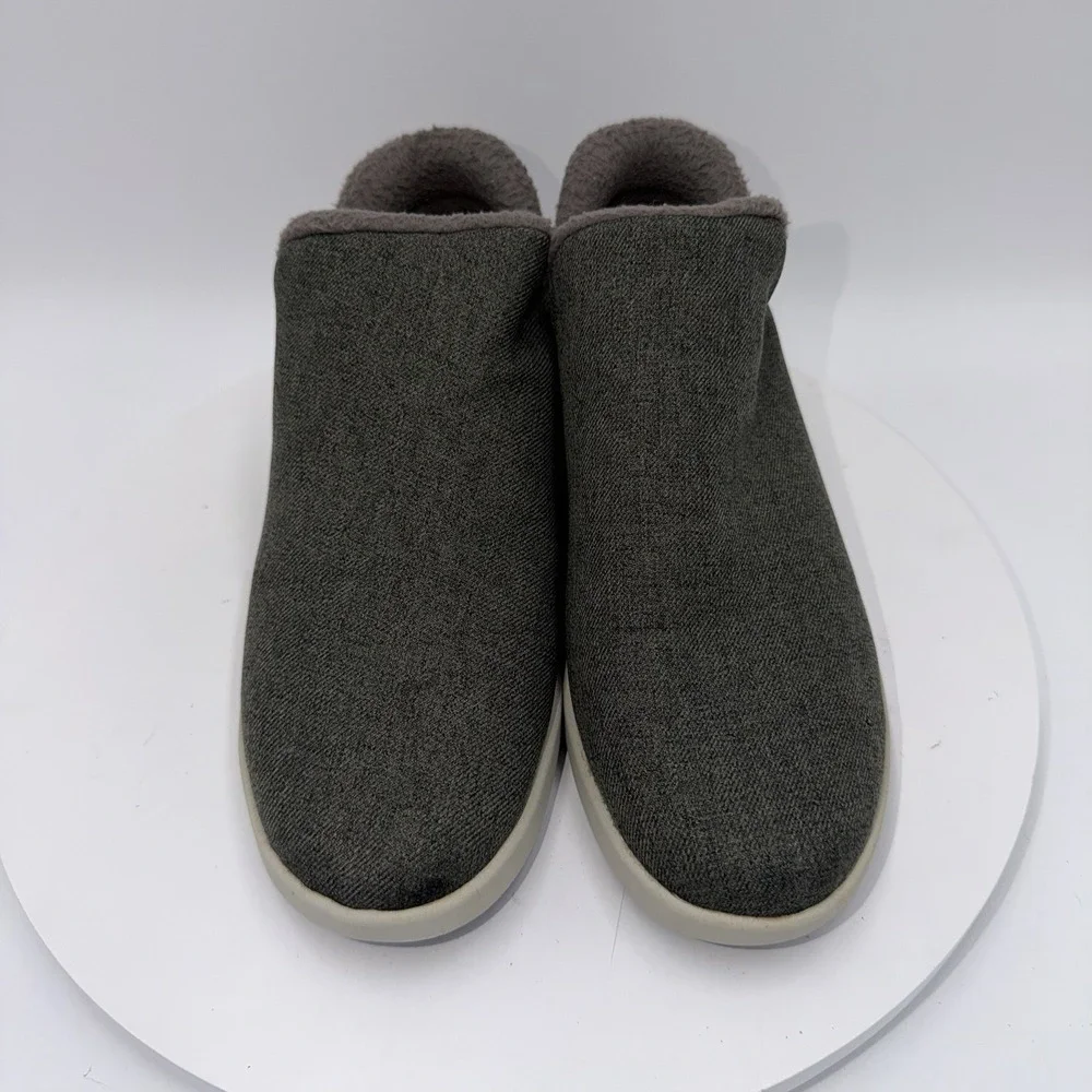 OluKai lipoa ankle